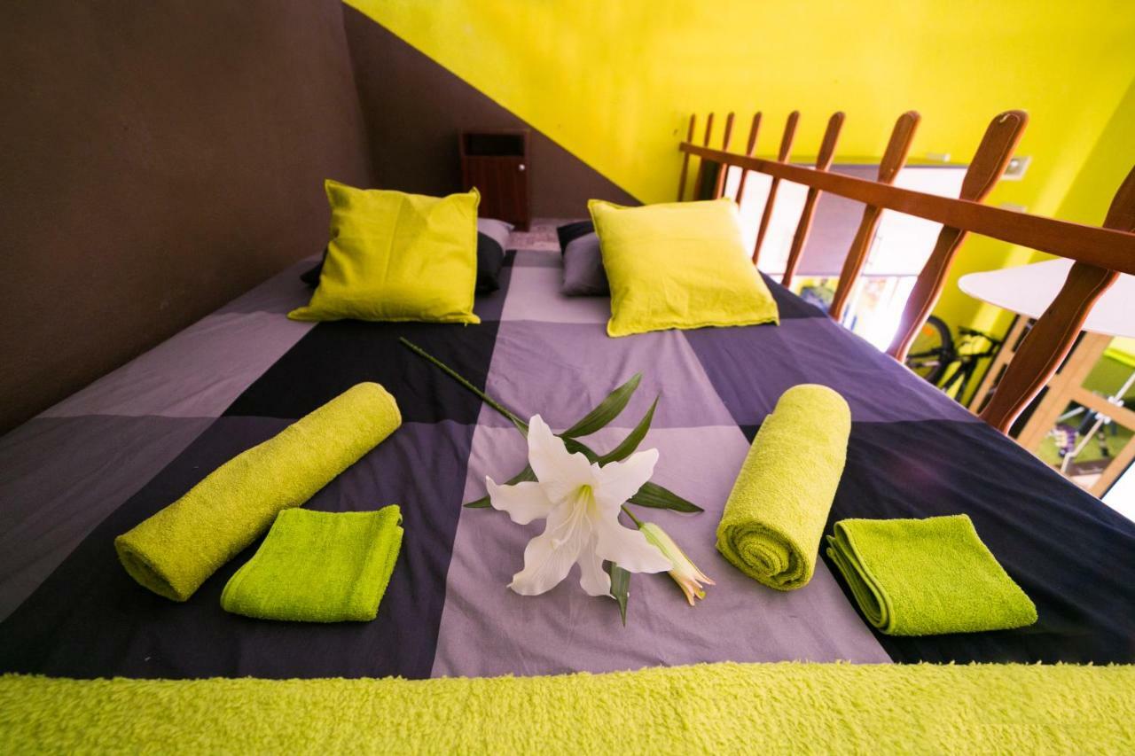 Green Apartment Budapest Bagian luar foto