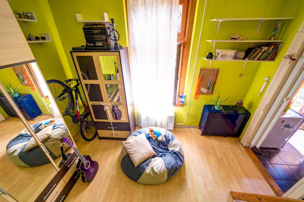 Green Apartment Budapest Bagian luar foto